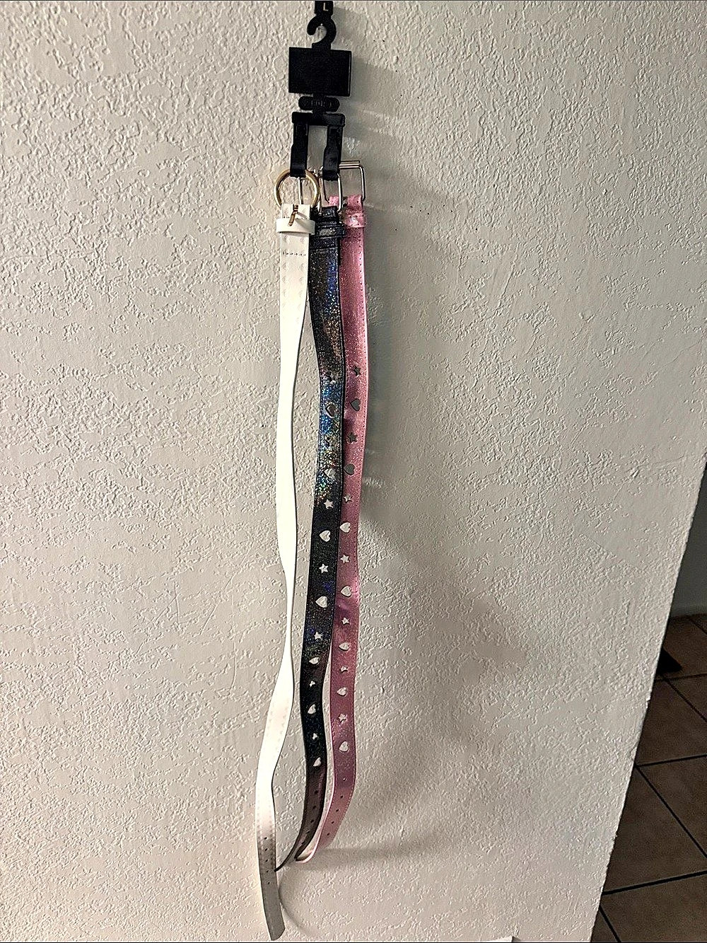 Pink & White Lanyard Set Like New